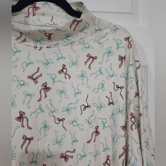 Lands' End Relaxed Fit Christmas Bows Long Sleeve Mock Turtle Neck Size 3X - Picture 4 of 11